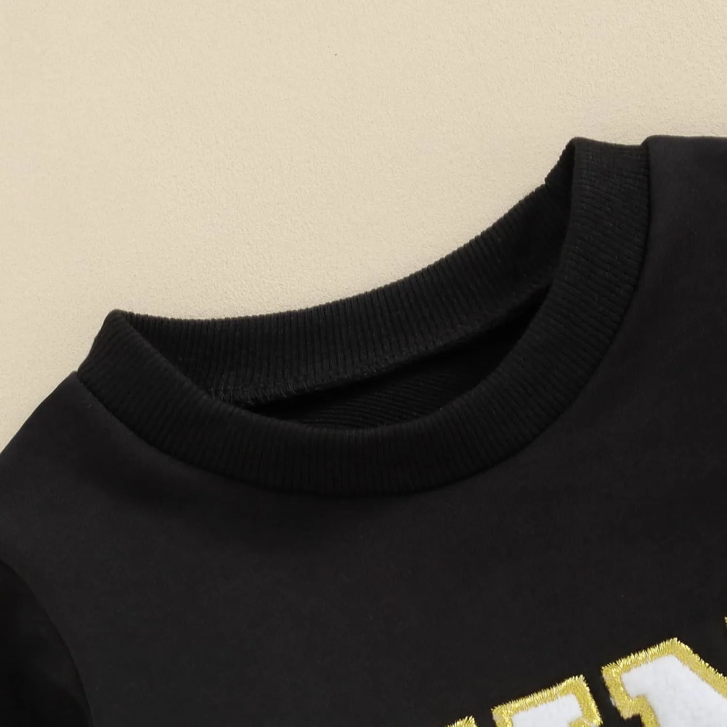 Mommy and Me Letter Print Matching Family Outfits Long Sleeve Crewneck Casual Sweatshirt T-Shirt