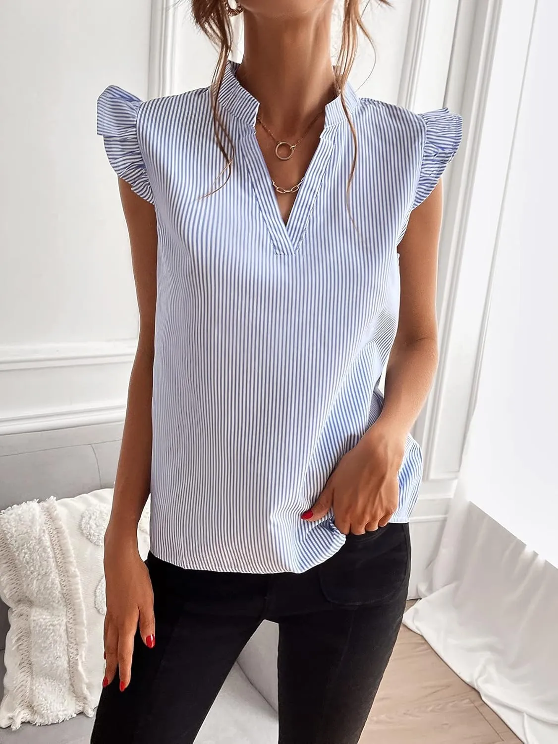 WDIRARA Women's Striped Ruffle Cap Sleeve Notched V Neck Blouse Top Shirt