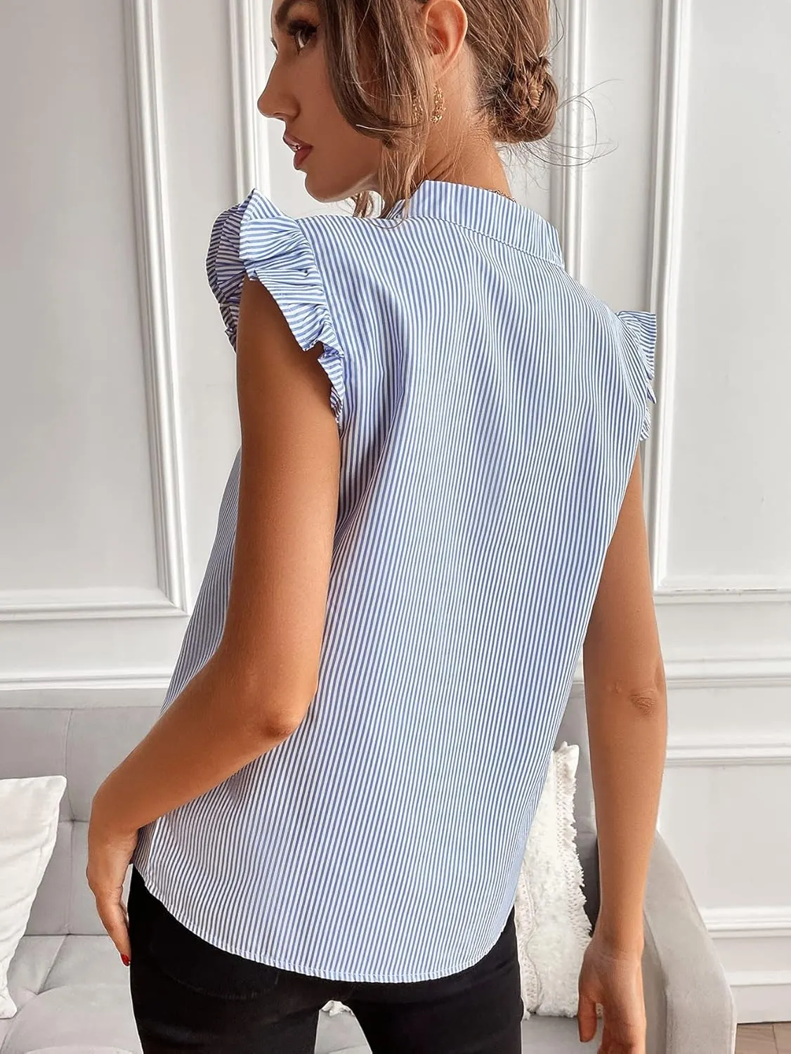 WDIRARA Women's Striped Ruffle Cap Sleeve Notched V Neck Blouse Top Shirt